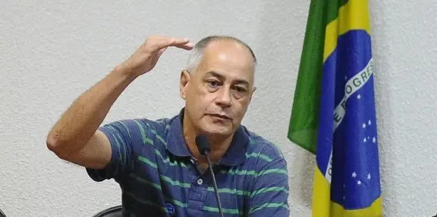 Fundador do PT afirma que metalúrgicos do ABC paulista agora votam em Flávio Bolsonaro